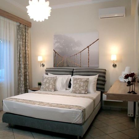 Urban Sea Apts Chrissi Akti Chania Exterior foto